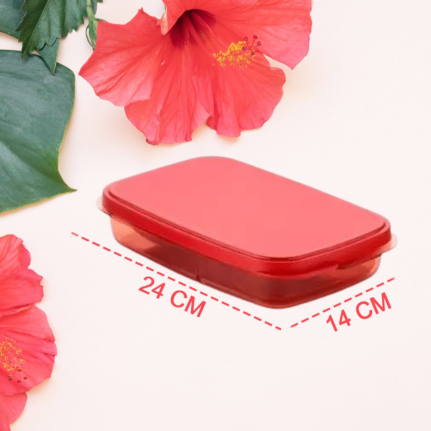 Side view of the secure seal on the two-compartment tiffin box.